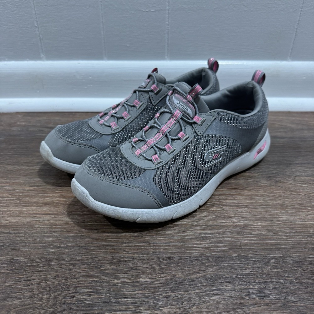 Skechers Arch Fit Refine Her Best Shoes Women's Sz‎ 8.5 Walk Comfy